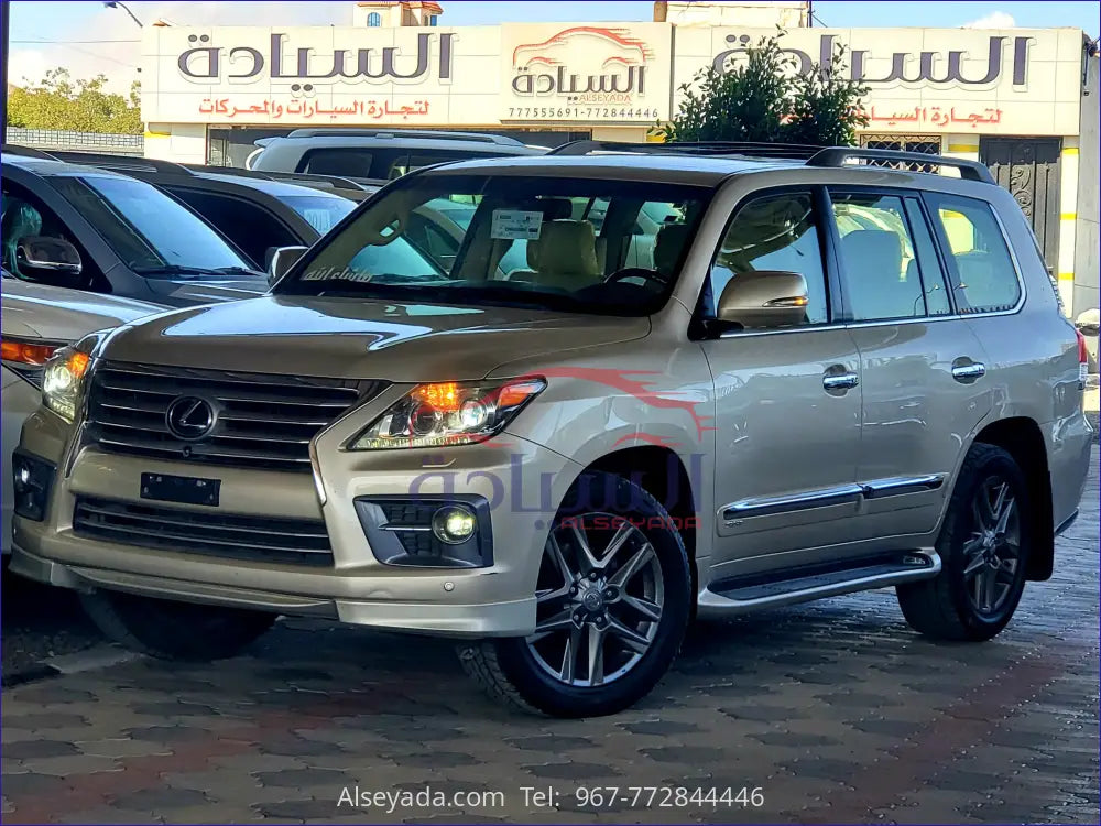 LX570 2013 لكزس, السيادة للسيارات - JTJHU00WXD4124403