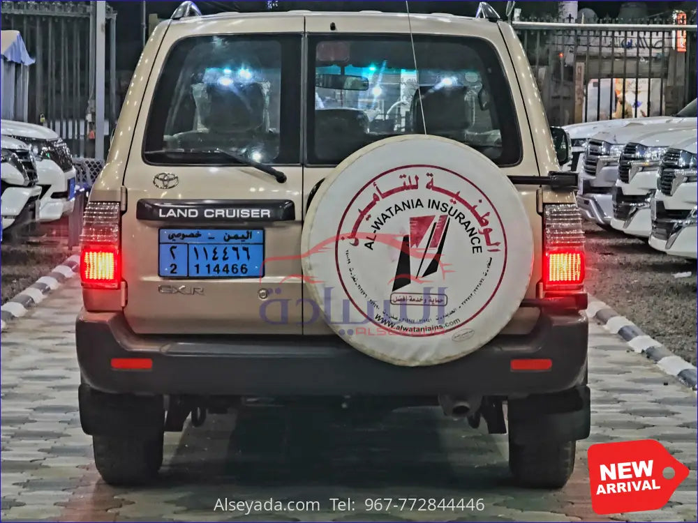 تويوتا لاندكروزر صالون 2004 لاندكروزر صالون